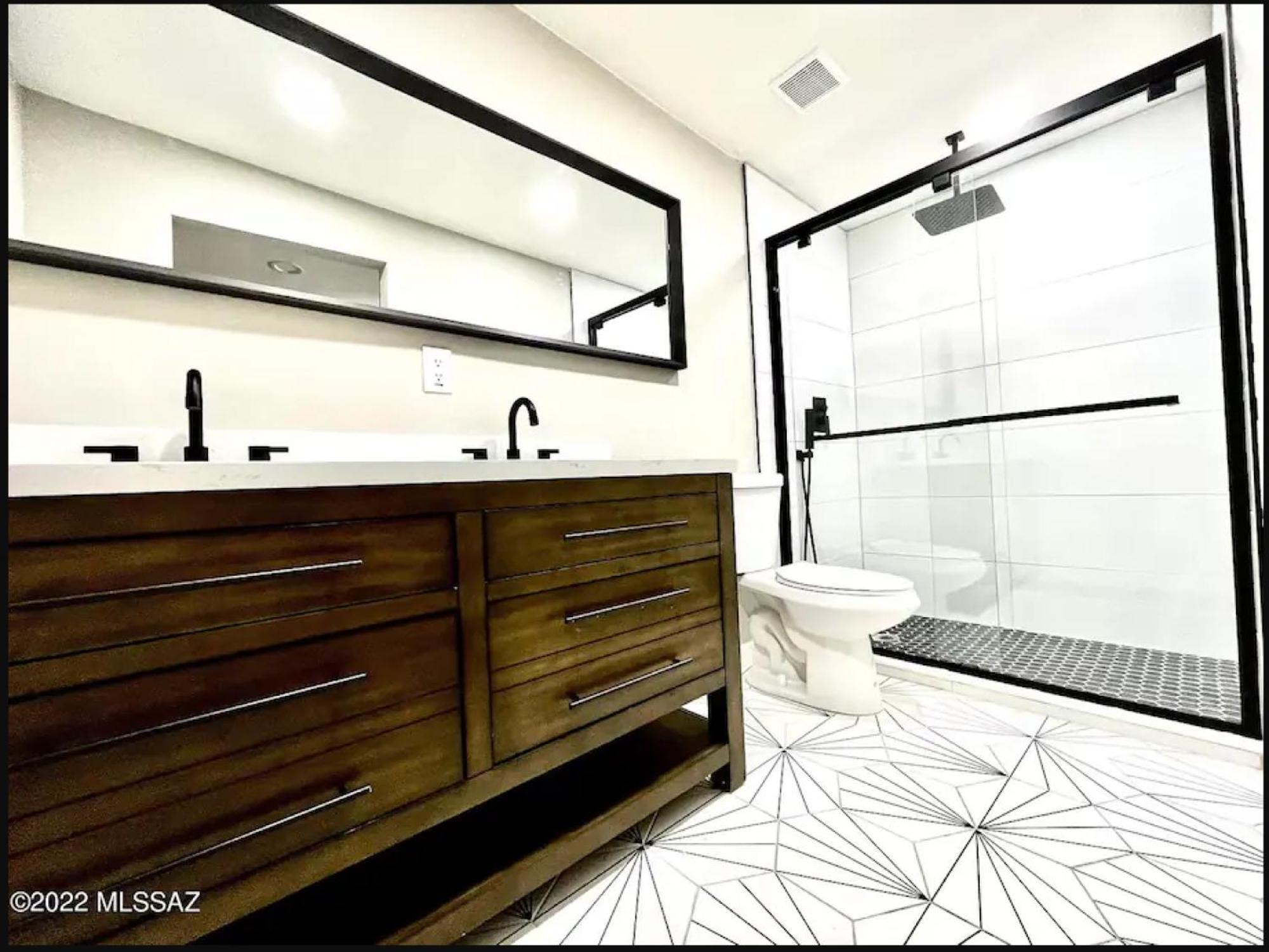 Private Home - Heated Pool, Billiards, Darts, Foosball, Fireplace, 5 Smart Tvs, Bbq, Cotton Bedding - The Saguaro Sanctuary, Pool Heat Optional Tucson Esterno foto